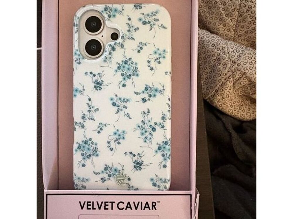 Velvet Caviar Blue Floral iPhone 16 Case | NWT